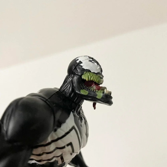 Vtg 1997 Marvel Spiderman Venom Action Figure ToyBiz Toy - Picture 14 of 16